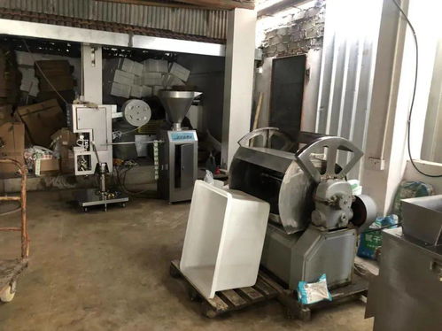 網友爆料國內主食鮮糧工廠 作坊 現場,不敢發(fā)工廠的真別買