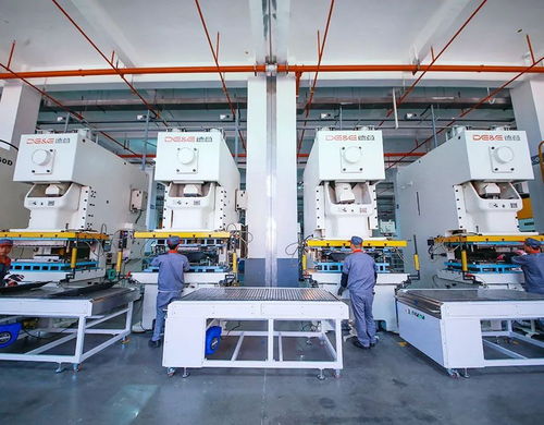 浙報頭版點贊 看蕭山 老大哥 這一年 變 之路